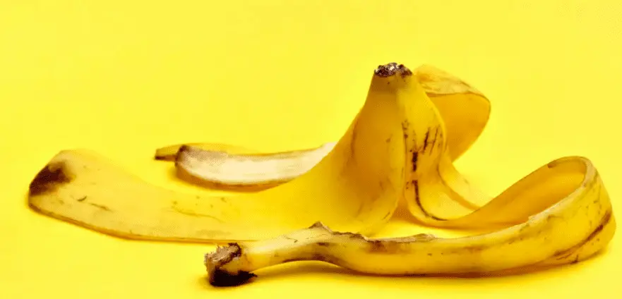 banana peel water